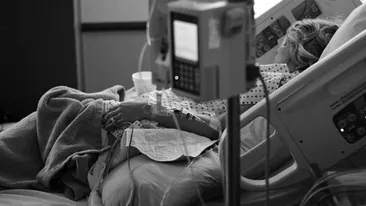 O atletă celebră a fost diagnosticată cu cancer în stadiul terminal. Simptomul banal pe care l-a ignorat!