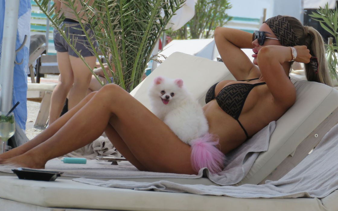 Bianca Drăgușanu a "răvășit", din nou, plaja de la Mamaia cu trupul perfect