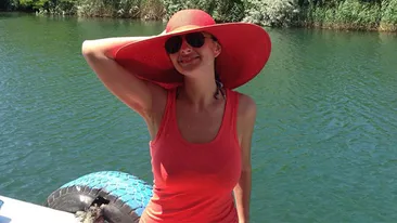 Gabi Cristea traieste ca o adolescenta de cand a divortat! Vedeta s-a distrat in Vama Veche: Vara asta am sa ma indragostesc