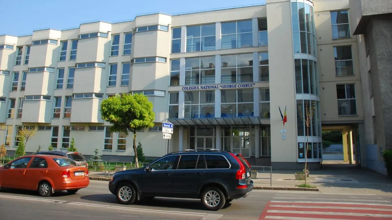 Un liceu mare din Cluj-Napoca intră în scenariul roșu după ce cinci elevi din clase diferite s-au îmbolnăvit de coronavirus