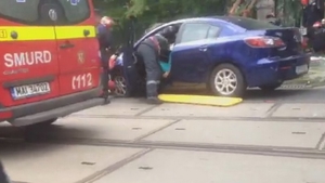 Scene de COSMAR pe o strada din Bucuresti! Doi oameni si-au pierdut viata, iar alti doi sunt la spital! VIDEO