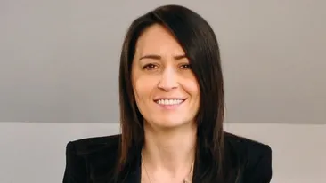 Amalia Năstase a sunat la poliţie pentru că nu îi dormeau copiii, din cauza nunţii care avea loc în vecini! Răspunsul oamenilor legii au lăsat-o mască