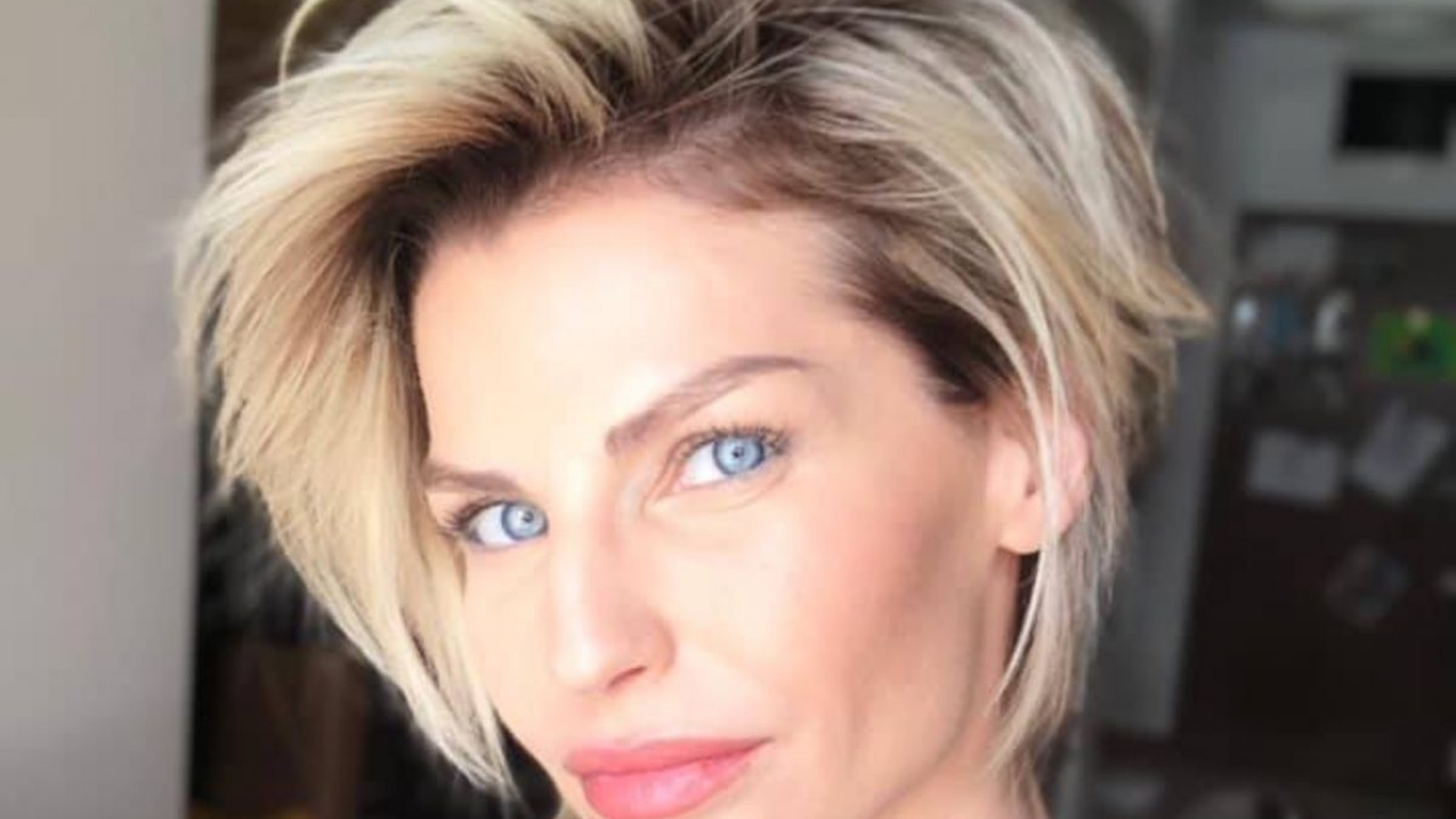 Oana Mareș, atac dur la adresa lui Damian Drăghici după ce a invitat-o pe Bianca Drăgușanu în podcast-ul lui