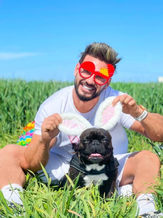 Dorian Popa a început să doarmă cu buzele lipite. Care este motivul