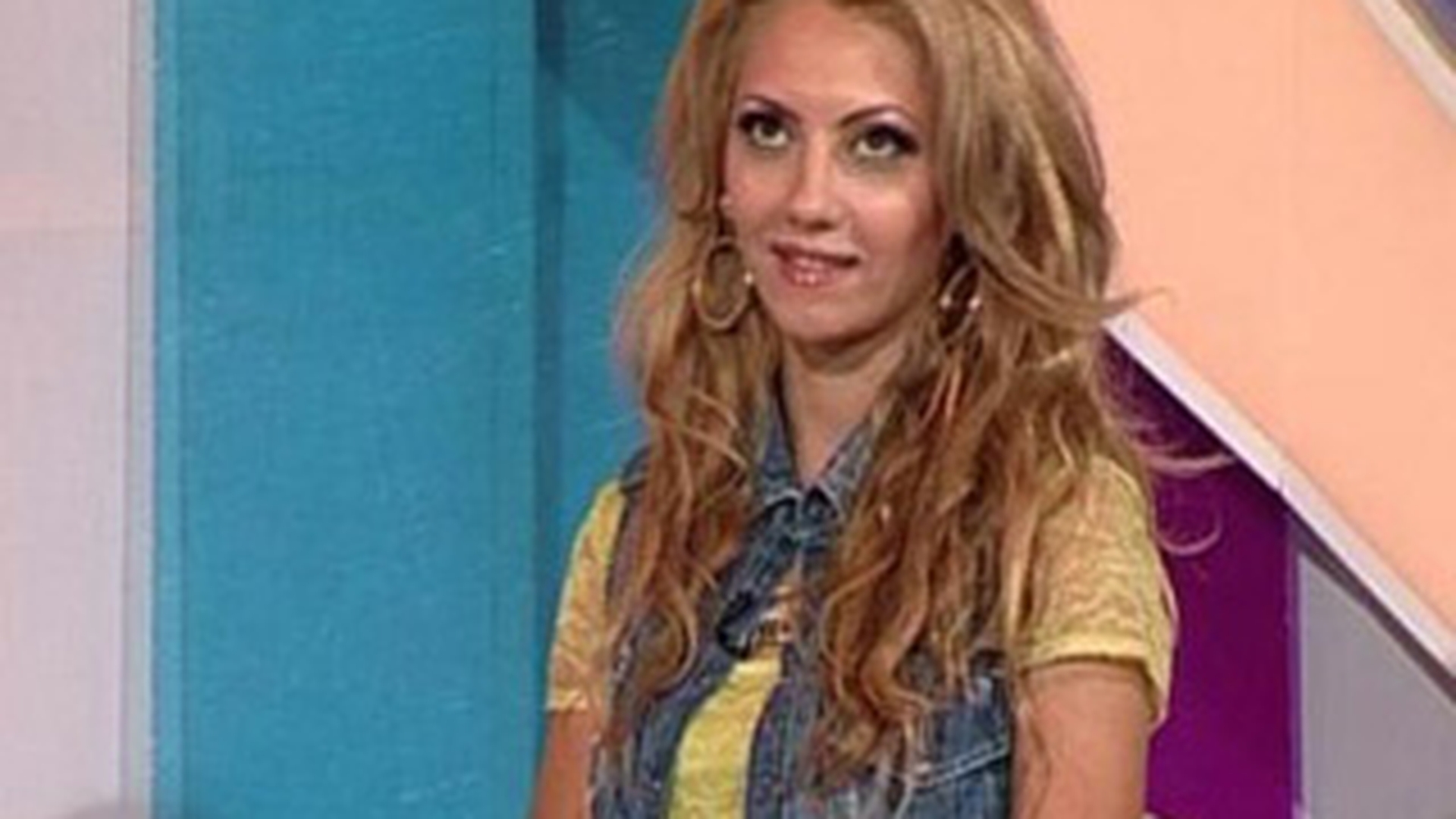 Simona Nae despre primul sarut: "A fost ciudat, chiar haotic"