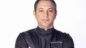 Accident grav, în bucătărie! Ce a pățit Chef Sorin Bontea? Fanii au fost îngroziți când au văzut imaginile. „O fi semn pentru sezonul 8?”