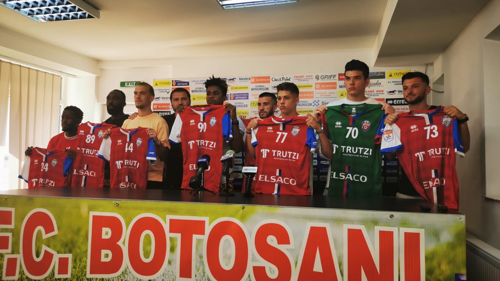 FC Botoșani și-a prezentat noile achiziții!