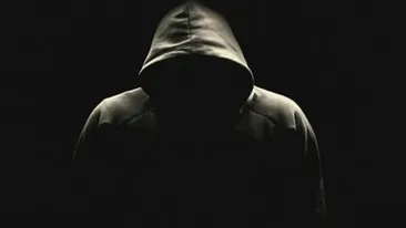 A devenit celebru datorita Innei si nimeni n-a stiut ASTA despre el! Totul despre solistul care poarta de doi ani acelasi hanorac