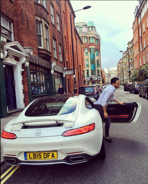 Cristian cu un Mercedes