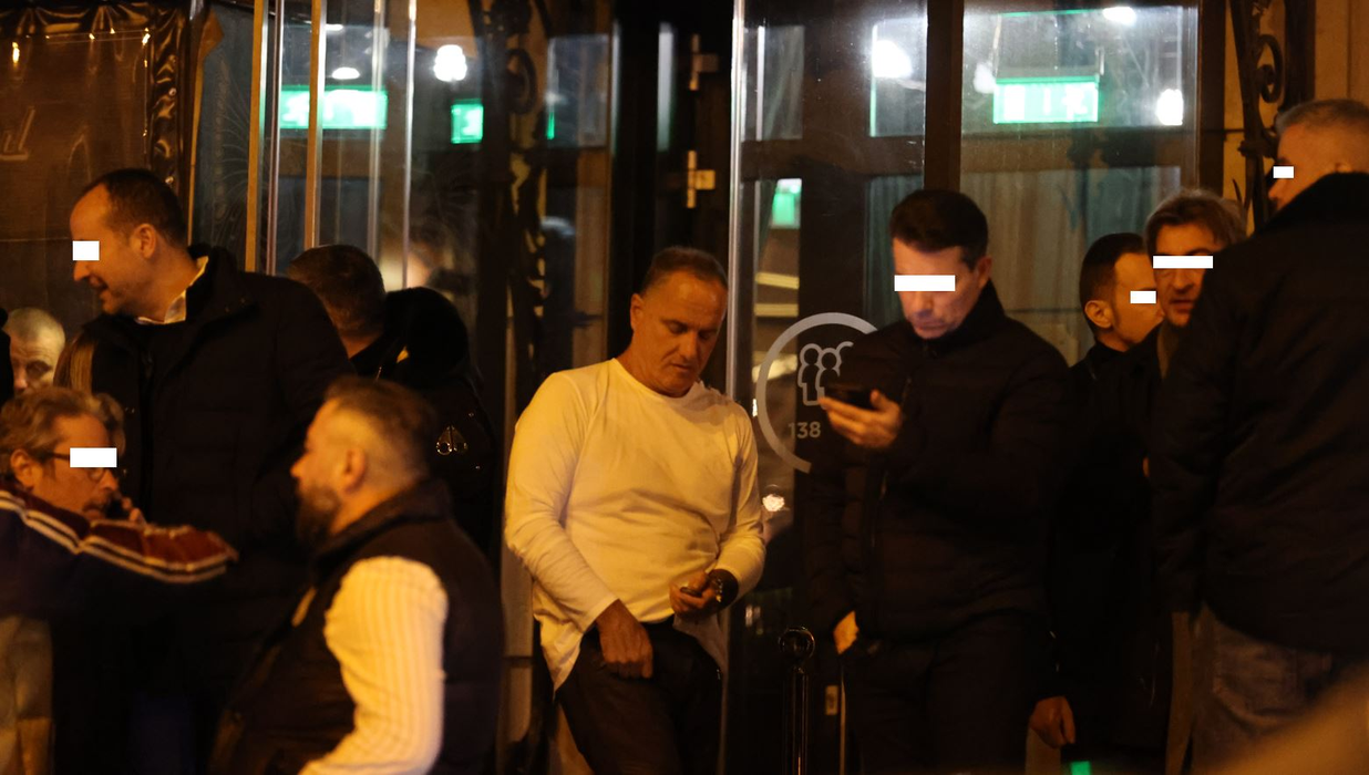 Yoav Stern a ieșit cu iubita lui la restaurant (Foto: CANCAN.RO)