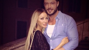 Se despart sau nu? Vezi ce se intampla acum intre Bianca si Victor Slav! Paparazzii CANCAN.ro au prins imaginile care-i dau de gol