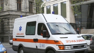 Incident la Eurovision! Un membru al juriului s-a accidentat, dupa ce a cazut de pe scena! La fata locului a ajuns salvarea!