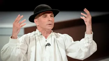 BREAKING | Grigore Leșe, luat cu ambulanța de la hotel. Artistul și-a pierdut cunoștința după un recital în Botoșani