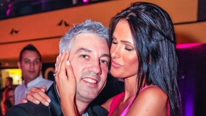 Nu e de "sanchi". Fostul iubit al Luminitei Anghel a decis ca este vremea sa se insoare. Vezi cine este aleasa si cu ce se ocupa
