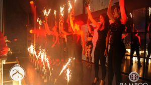 Incredibil! Puff Daddy sparge 20.000 de dolari pe noapte intr-un club manageriat de romani din Miami! Bea vodca si sampanie