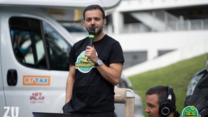 RADIOAVENTURA. Turul României cu Autorulota ZU a ajuns în Bănie. Matinalii Morning ZU s-au distrat și, mai ales, i-au distrat pe craioveni