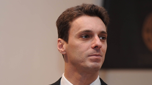 Nu te-ai fi asteptat niciodata sa il vezi asa pe Mircea Badea! Poza asta a facut inconjurul internetului