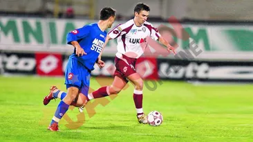 Acuzat ca ia prime duble