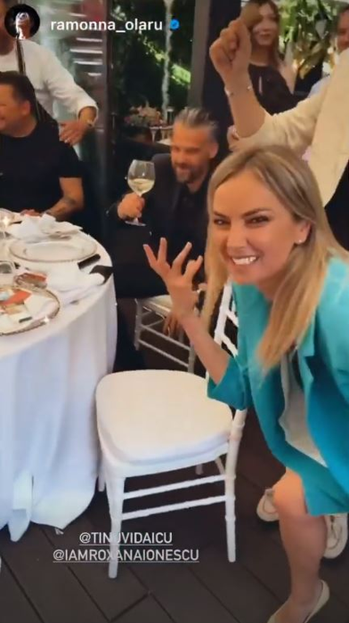 Roxana Ionescu și Tinu Vidaicu sunt nașii Gabrielei Prisăcariu și ai lui Dani Oțil! Cum au fost dați de gol cei 4 buni prieteni