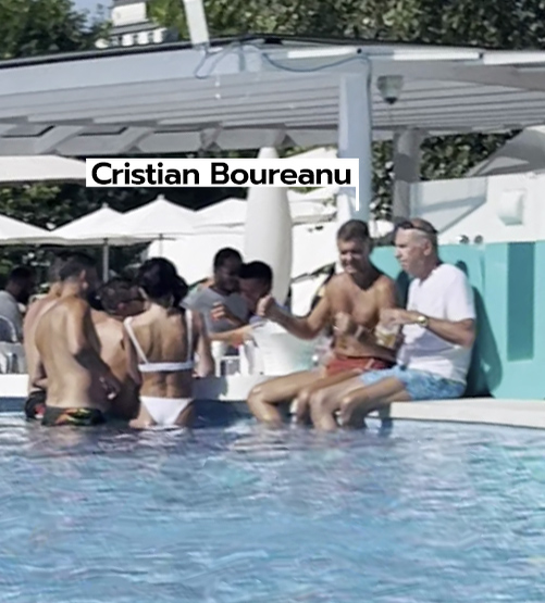 Cristian Boureanu, la piscină alături de câțiva prieteni