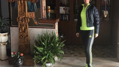 ANAMARIA PRODAN a mers la mănăstire împreună cu mama ei! Cum a intrat îmbrăcată în lăcaşul sfânt