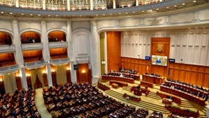 Un proiect de lege propune închisoare pentru miniştrii care nu se prezintă la raport în Parlament/ Florin Cîţu: ”O lege făcută special pentru mine şi care are ca scop să mă trimită la puşcărie”
