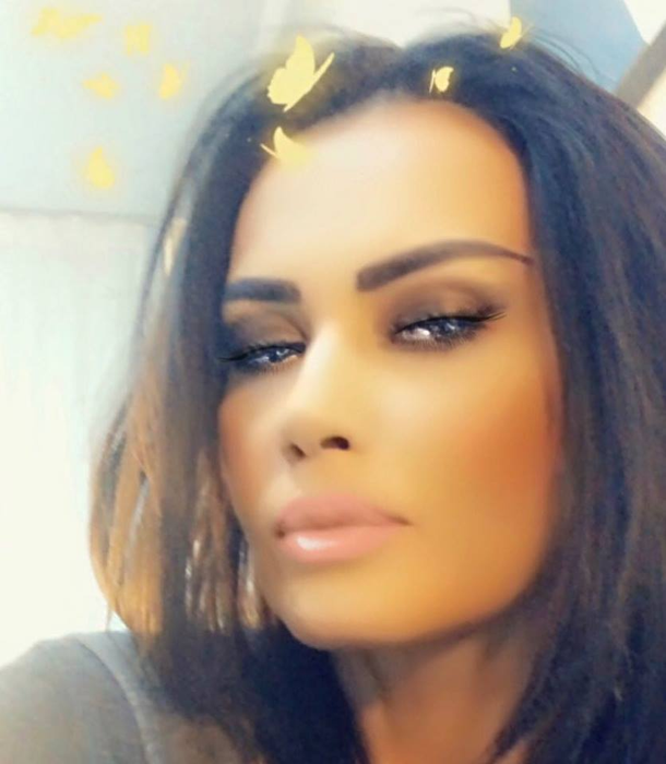 Fabulos! Ce își spune Oana Zăvoranu când este cu moralul la pământ: “Închid ochii, îmi vine să plâng și…”. Fanii au criticat-o, după ce s-a luat de mai multe vedete: “Te-ai fi sinucis?”
