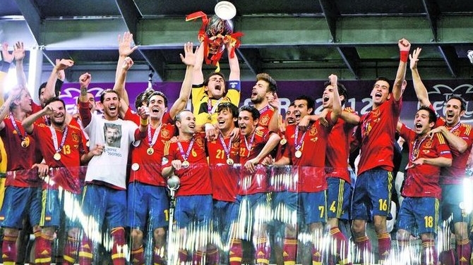 Mcdonald's si-a dus castigatorii la finala Euro 2012! Doi copii, reprezentantii Romaniei la meciul Spania - Italia