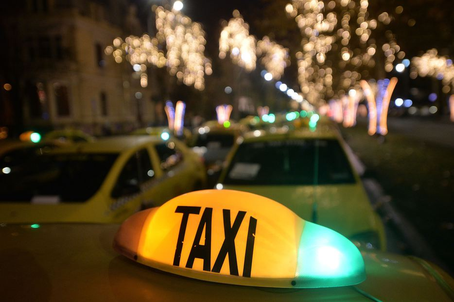 Taximetristul a contestat decizia poliției în instanță, dar nu a avut succes