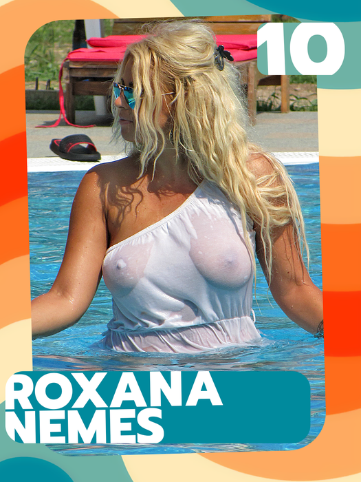 TOP sexy-vedete în costumele de baie prea strâmte cărora li s-au văzut ”butonașii”! ”Inculpate”: Ramona Olaru, Gina Pistol sau Adela Popescu