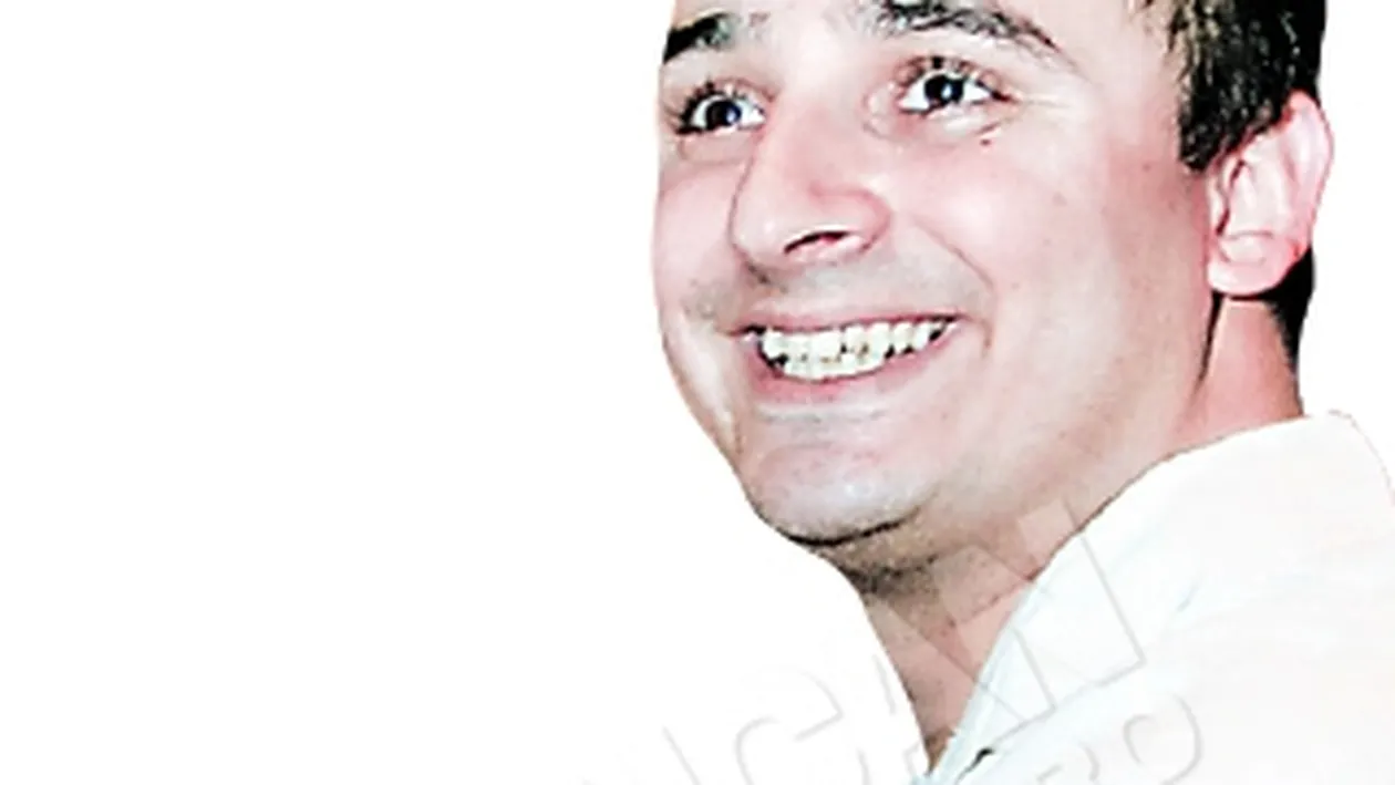 Manelistul Liviu Guta a suferit reparatii capitale timp de doua saptamani! Si-a pus dinti de 32.000 de euro