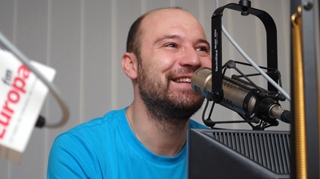 Mita de la Bere Gratis: "Muzica romaneasca nu poate concura cu Lady Gaga sau Iron Maiden, dar putem incerca!"