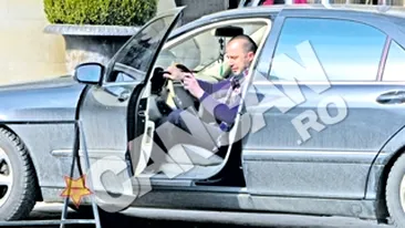 Vedetele sunt generoase cu nevoiasii! Vezi aici cine a dat 100 de euro unui cersetor