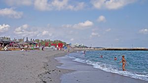 Imagini dramatice pe plaja din Neptun! O femeie, distrusă de durere după ce soțul ei s-a înecat