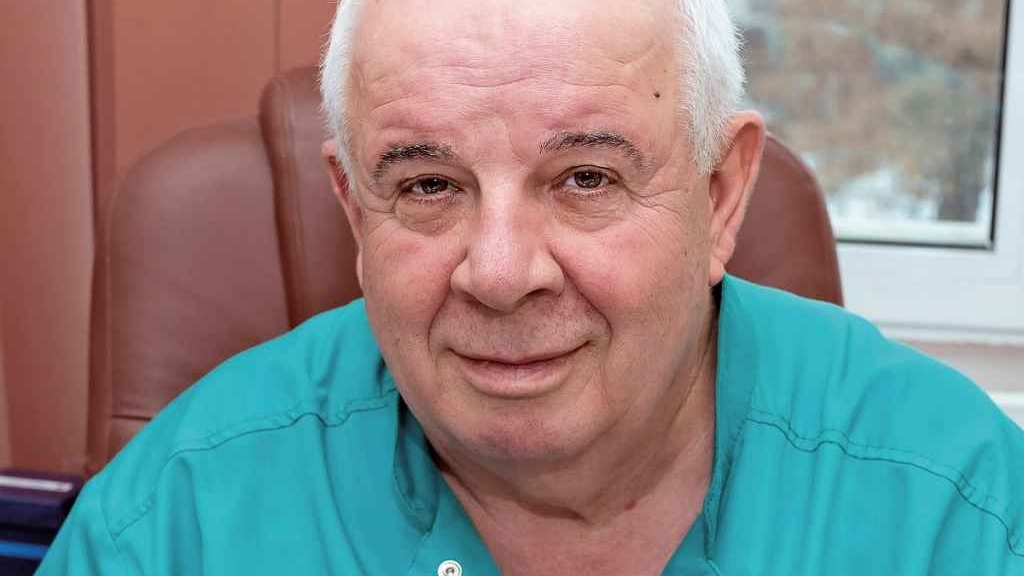 Marin Burlea, medicul care a salvat viața unui copil hrănindu-l cu ciocolată, a murit!