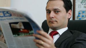 Au semnat deja actele! Milionarul ”Flanco” divorţează a doua oară. Un puşti este motivul despărţirii!