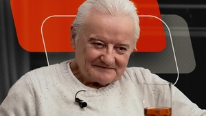 Cine ar fi, de fapt, proprietarul vilei de la Izvorani pe care Irinel Columbeanu a pierdut-o. Fostul milionar ar fi fost dus de nas de o femeie