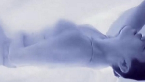 Scenele deocheate care au APRINS imaginatia fanilor! In ce ipostaze apare Miley Cyrus in cel mai recent videoclip!