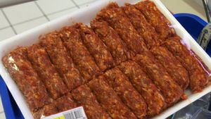 "Mititei cu aromă de carne" în supermarketurile din România. Ce conțin, de fapt + reacția Asociației pentru Protecția Consumatorilor