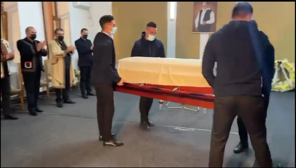 Lacrimi, durere și aplauze, în memoria lui Petrică Mâțu Stoian! Cortegiul funerar a ajuns în această seară la Craiova