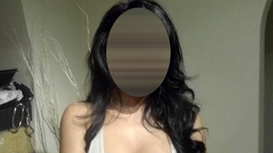 Ce fostă amantă celebră a fost lăsată baltă de un puşti în faţa clubului? Uite cum a ajuns sa traga de el!