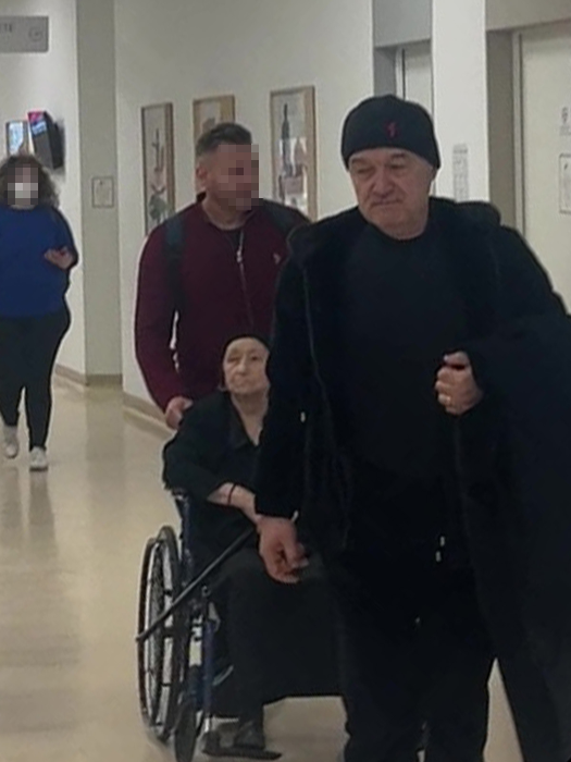 Gigi Becali este foarte atent când vine vorba de mama lui (SURSA FOTO: CANCAN.RO)