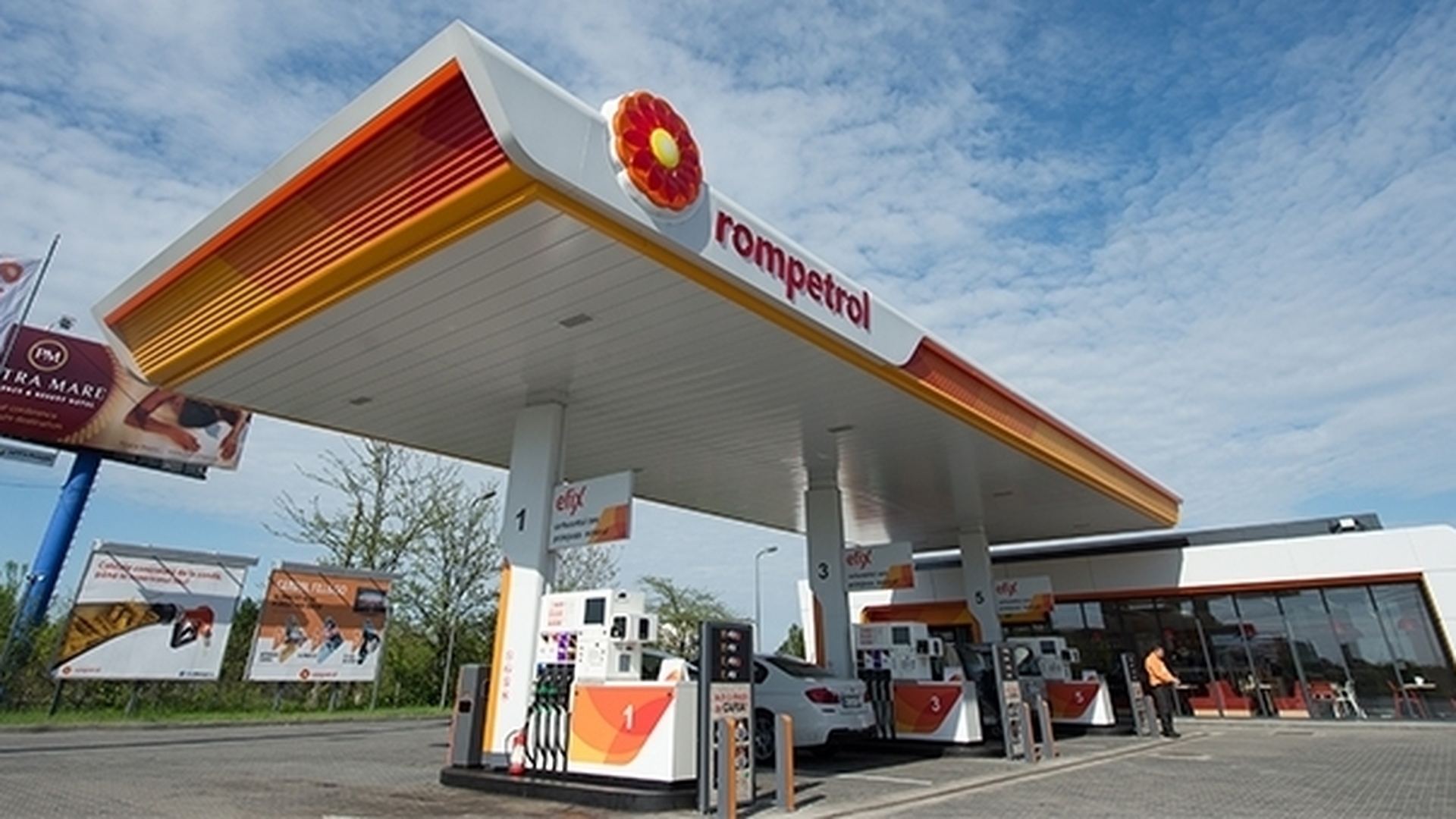 ROMPETROL a fost cumpărat de chinezi! Care au fost conditiile acordului