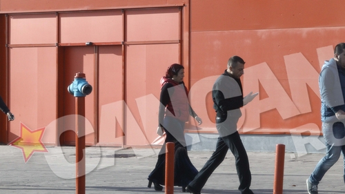 La Strehaia, gaina canta in… palat!Avem dovada ca “Printul tiganilor” e la cheremul fostei sotii