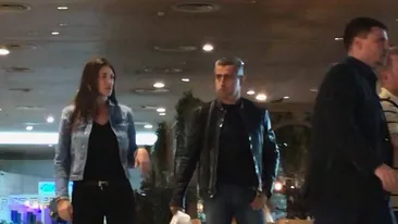 VIDEO EXCLUSIV. ”Mâna dreaptă” a premierului a făcut anticameră la… shopping!