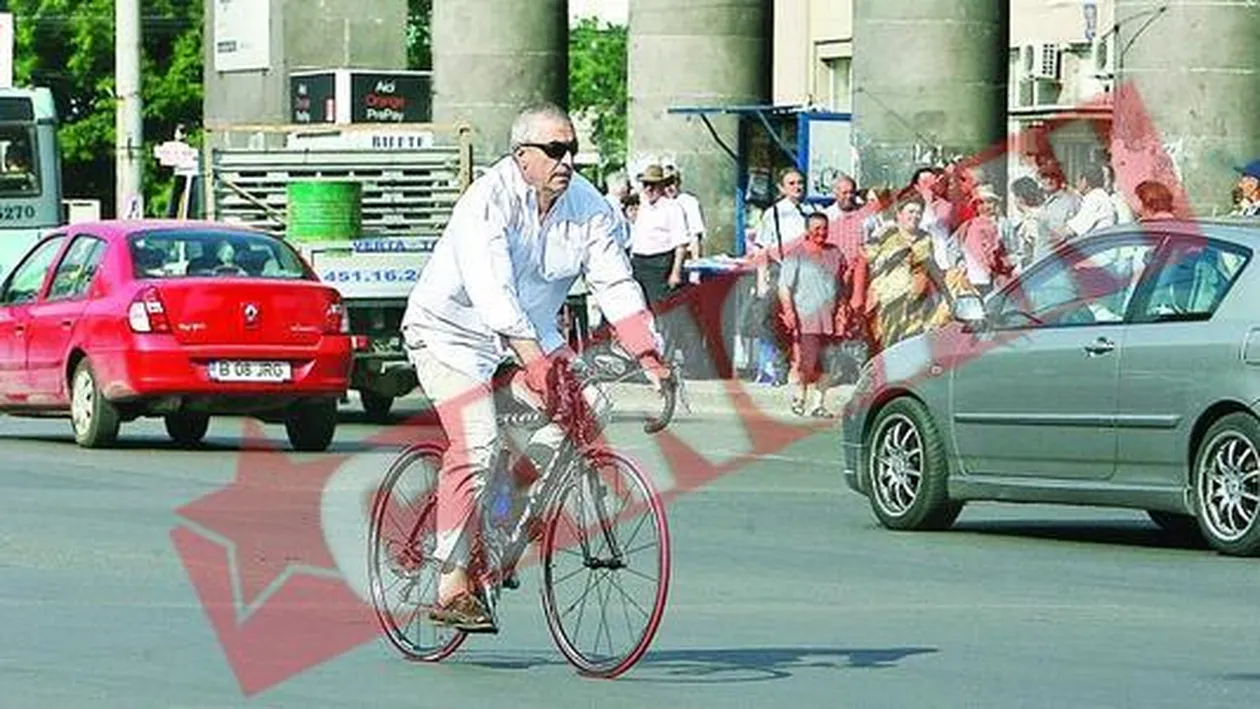 Tariceanu l-a atacat pe Videanu de pe bicicleta