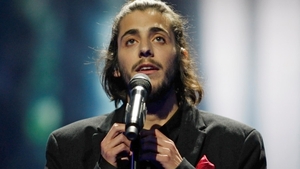 Salvador Sobral, câştigătorul Eurovision 2017, supus unei operaţii de transplant de inimă! Ce spun medicii