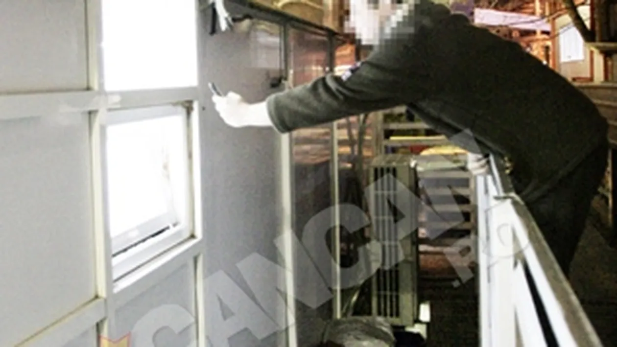 O bucuresteanca a depus reclamatie la politie pentru un incident ciudat. Fotografiata de un angajat pervers in toaleta benzinariei, intr-un moment intim!