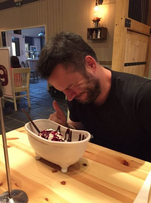 Au încercat să fie inventivi, dar nu prea le-a reuşit Acestea sunt cele mai ridicole feluri de mâncare servite de restaurante în 2016