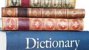 Un dictionar, scos din programa scolara pentru ca are definitia "sexului oral"